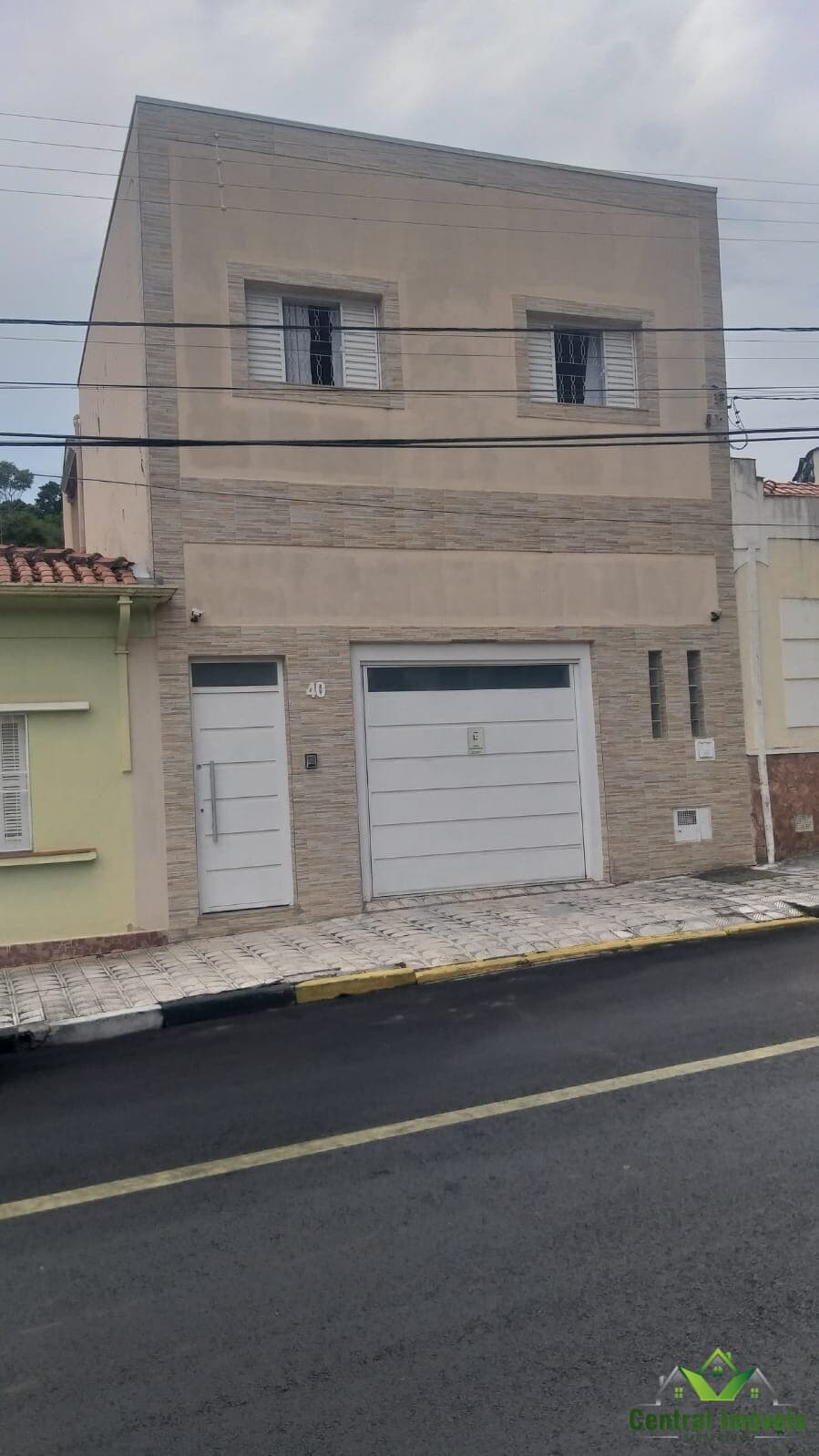 Casa à venda na região central - Serra Negra/SP