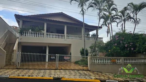 Casa na Estância Suíça