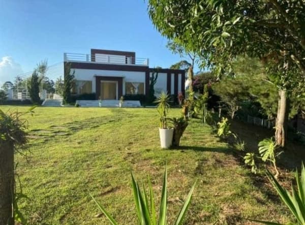 Salão comercial à venda em Jambeiro