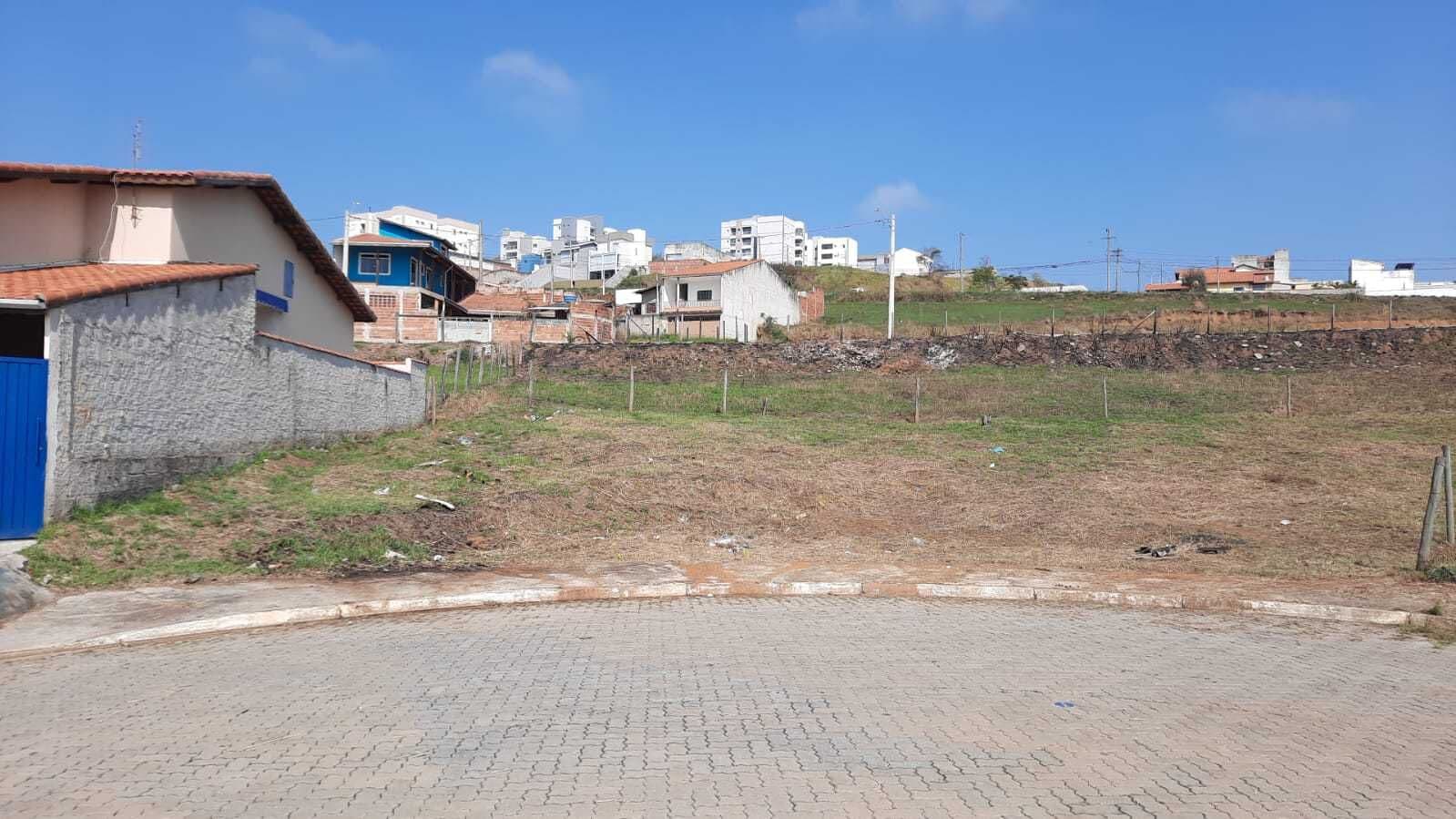 Terreno à venda em Guaratinguetá - Jardim do Vale II