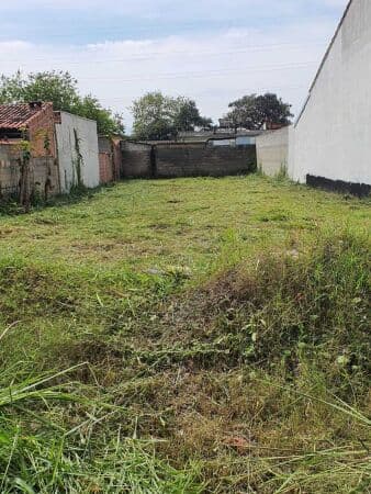Terreno à venda em Guaratinguetá - Engenheiro Neiva
