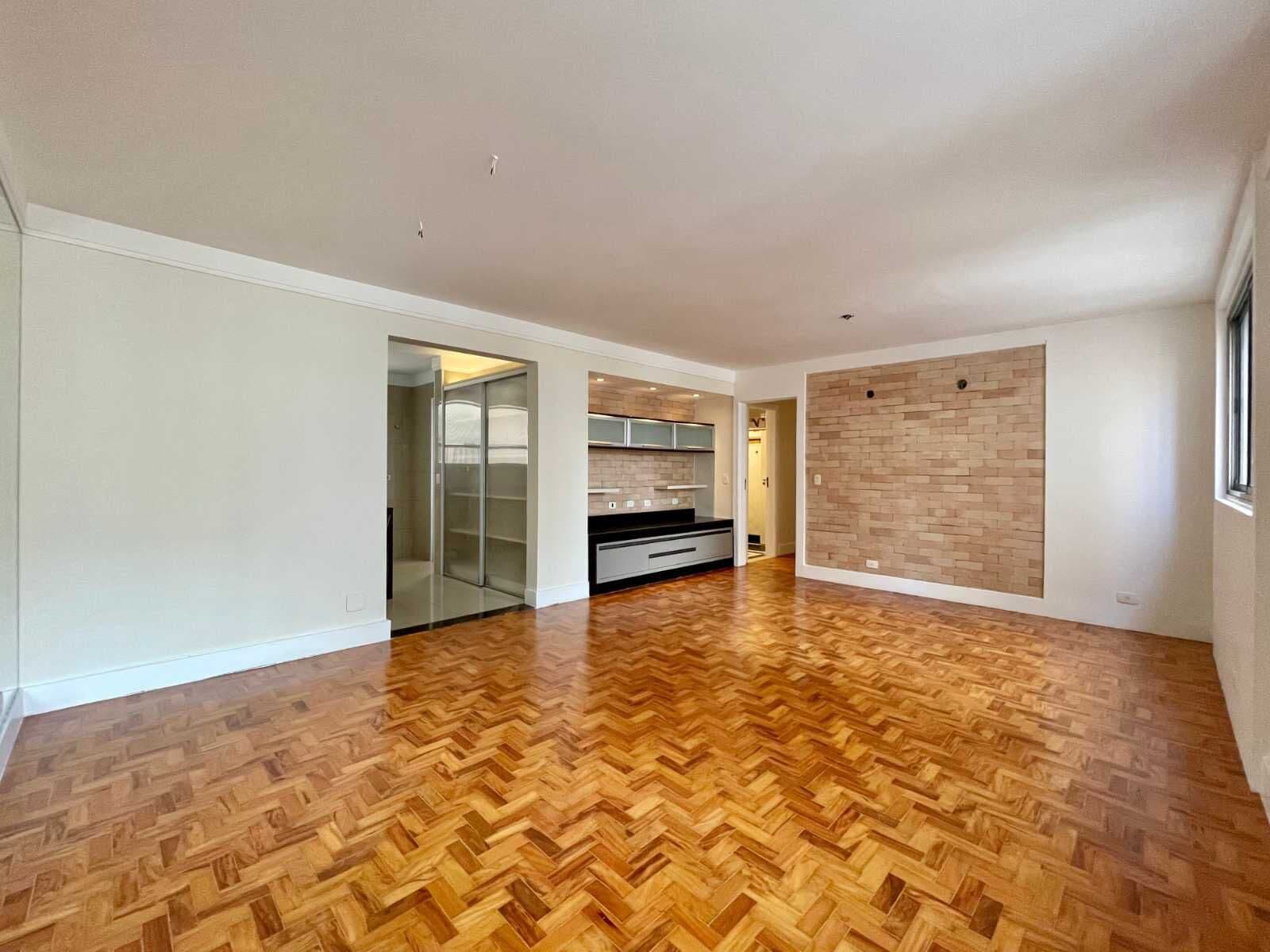Apartamento à venda em Moema, São Paulo