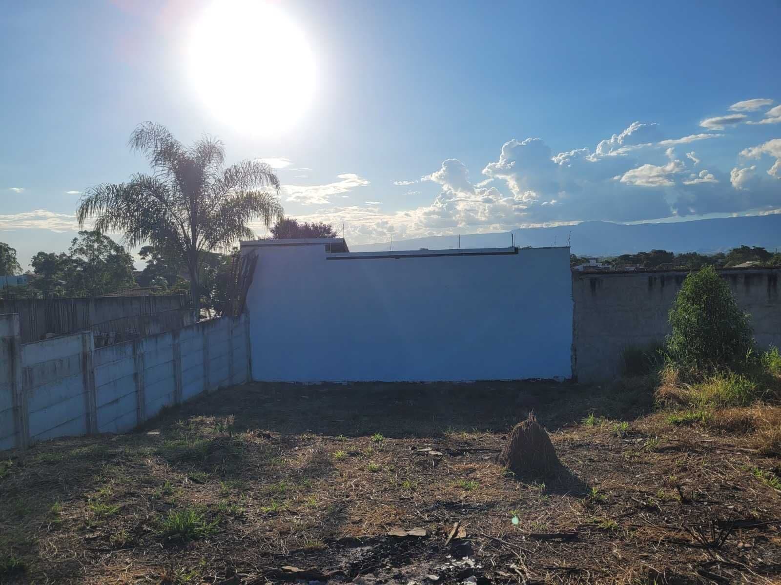 Terreno à venda em Guaratinguetá no Belvedere Club dos 500