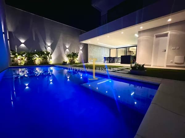 Casa Alto Padrão em Cariru, Ipatinga/MG