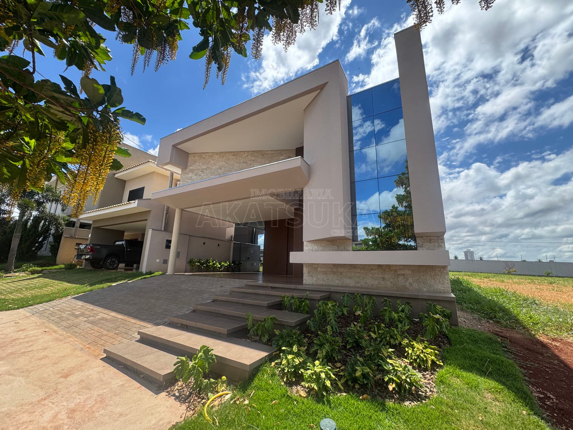 Casa térrea em Condomínio-Residencial Porto Madero