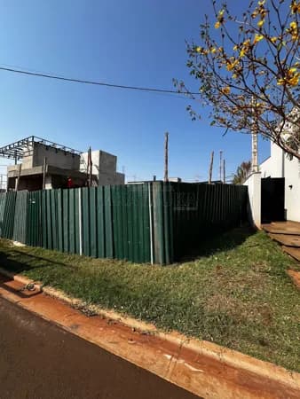 Terreno em Condomínio em Porto Royale, Dourados/MS
