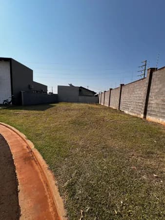 Terreno em Condomínio em Porto Royale, Dourados/MS