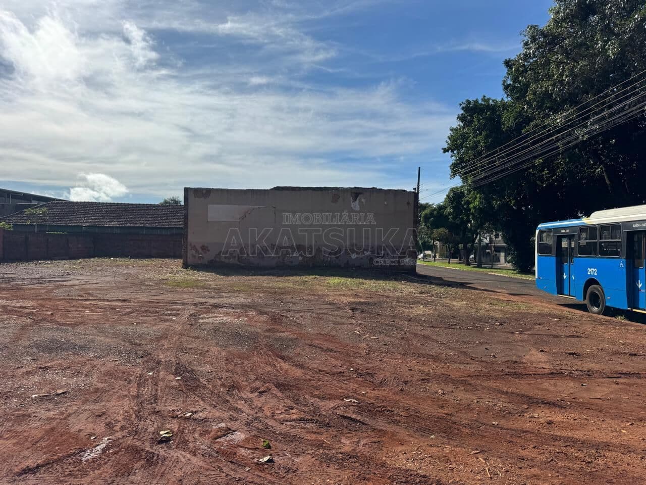 Terreno Comercial de Esquina