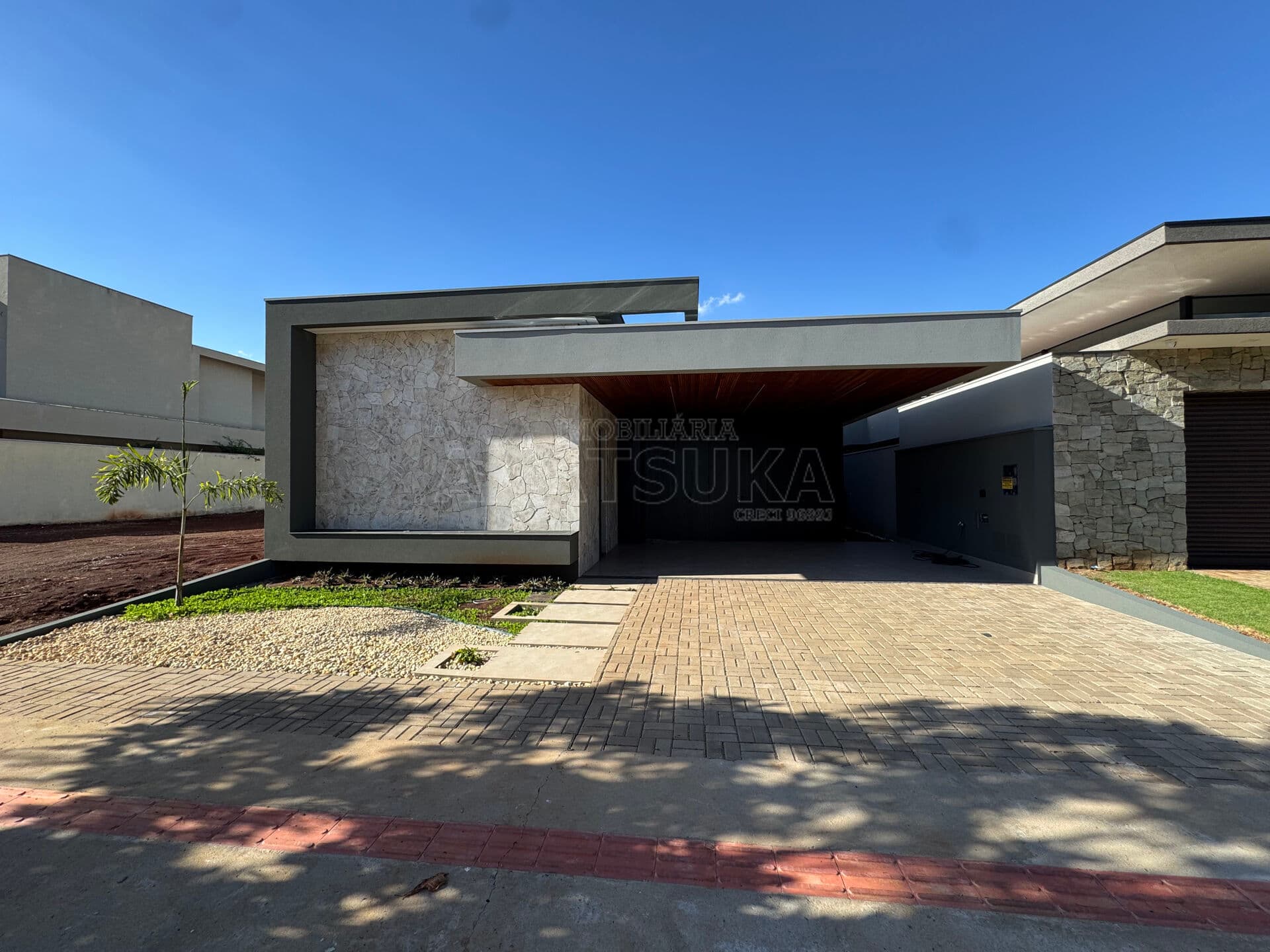 Casa terrea em condominio fechado, Porto Madero Dourados MS
