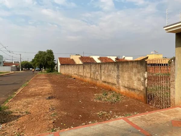 Terreno | Jardim Guanabará