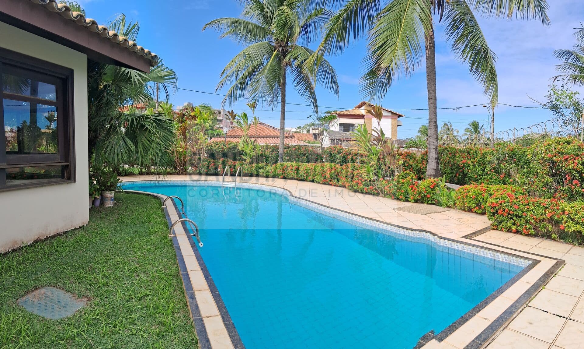 Casa em alameda!