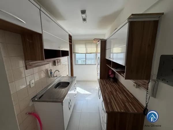 Apartamento de 48m² com 2 dormitórios no Parque Industrial em São José dos Campos