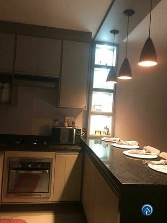 Linda casa em condomínio com 2 dormitórios