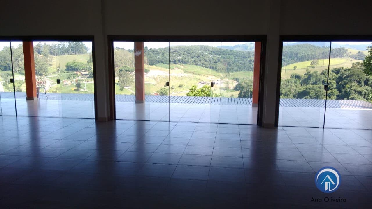 Casa em condomínio de 490m² com 4 suítes no Quinta dos Lagos em Paraibuna