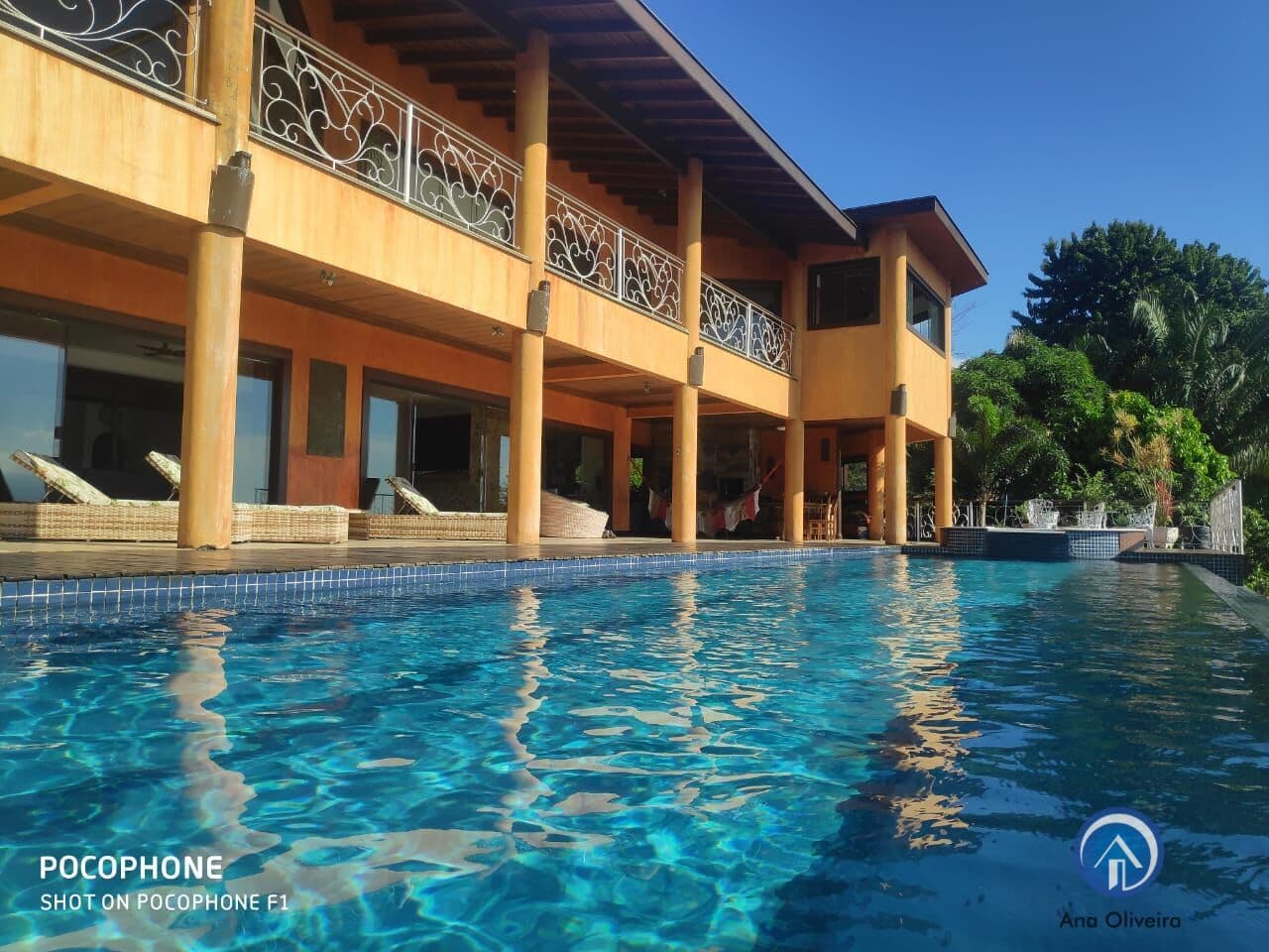 Casa Alto Padrão de 1000m² com vista para o maravilhoso mar de Ilhabela