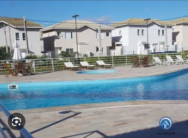 Sobrado em condomínio com 3 dormitórios no Villa Branca em Jacareí