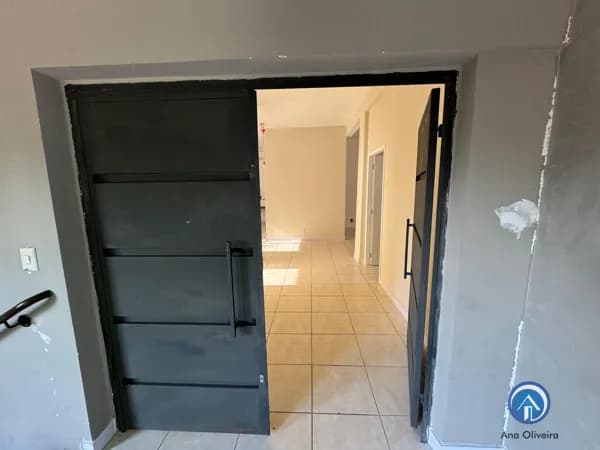 Sala Comercial de 125m² com 4 salas com ar-condicionado na Vila Ema em São José dos Campos