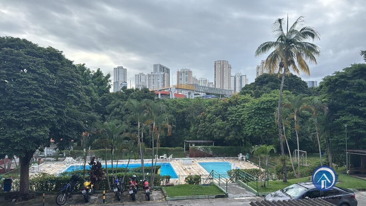 Apartamento de 45m² com 2 dormitórios no Parque Industrial em São José dos Campos