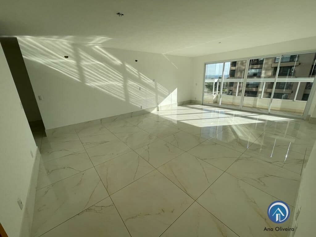 Apartamento Alto Padrão de 186m² com 4 suítes no Jd Aquarius
