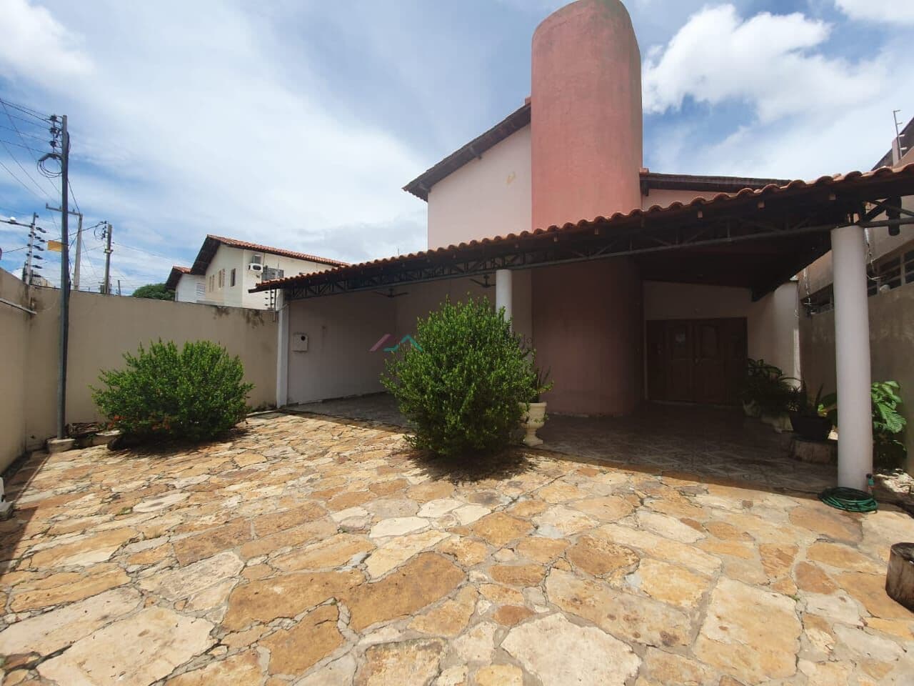 Casa Duplex no Bairro Cristo Rei em Teresina-PI