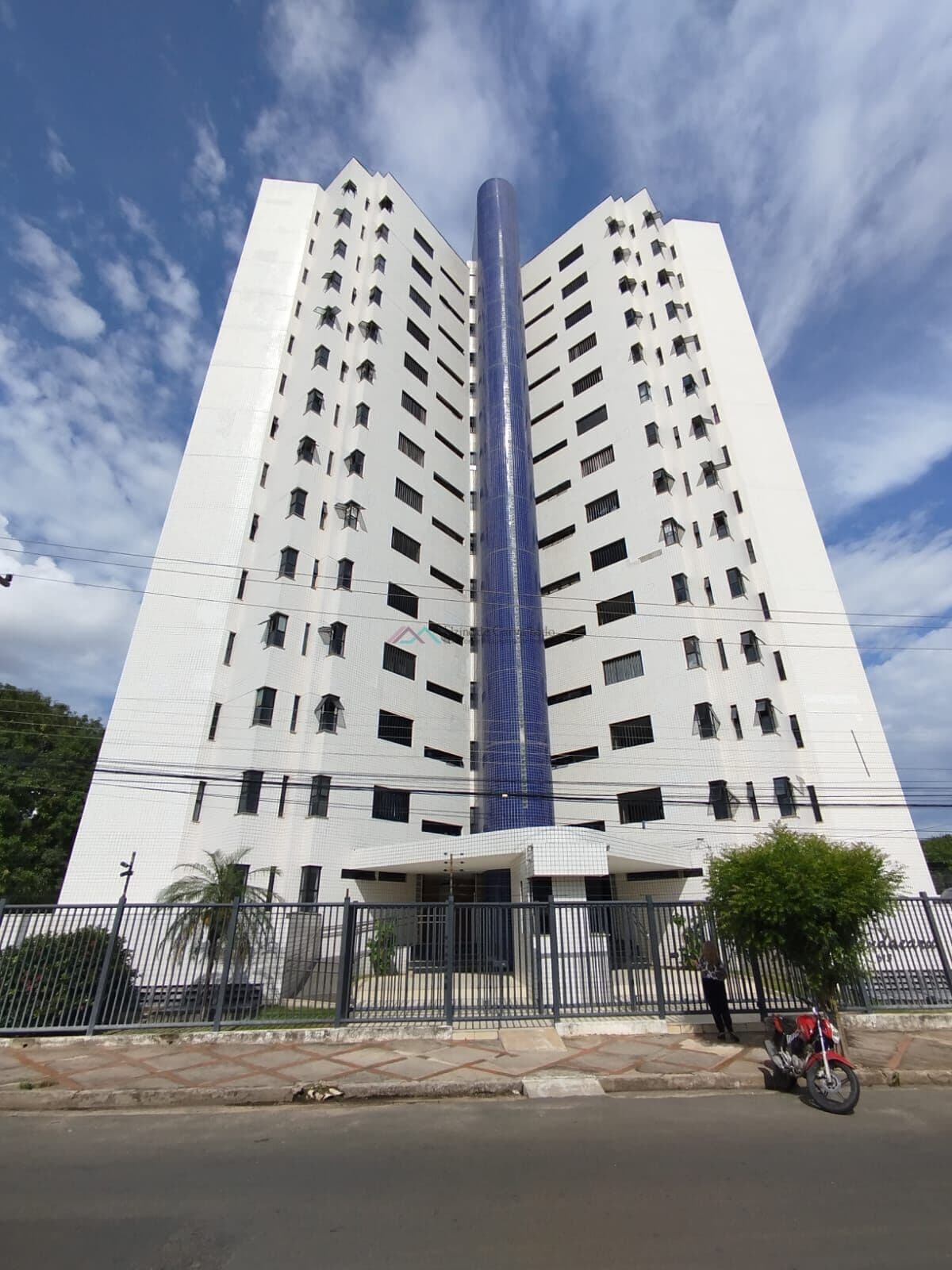 Apartamento no Condomínio Mandacaru no bairro Ilhotas em Teresina-PI