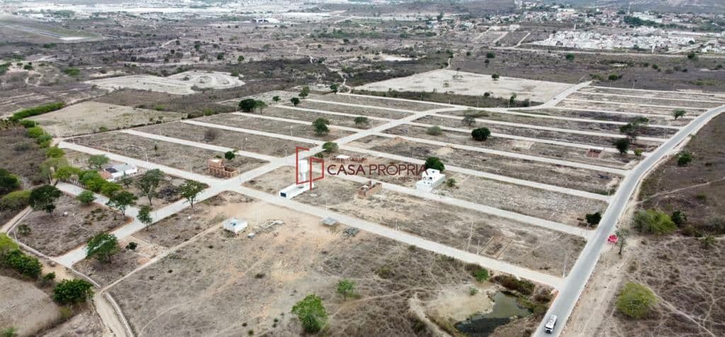 Terreno á venda no Loteamento - Luar Cannã