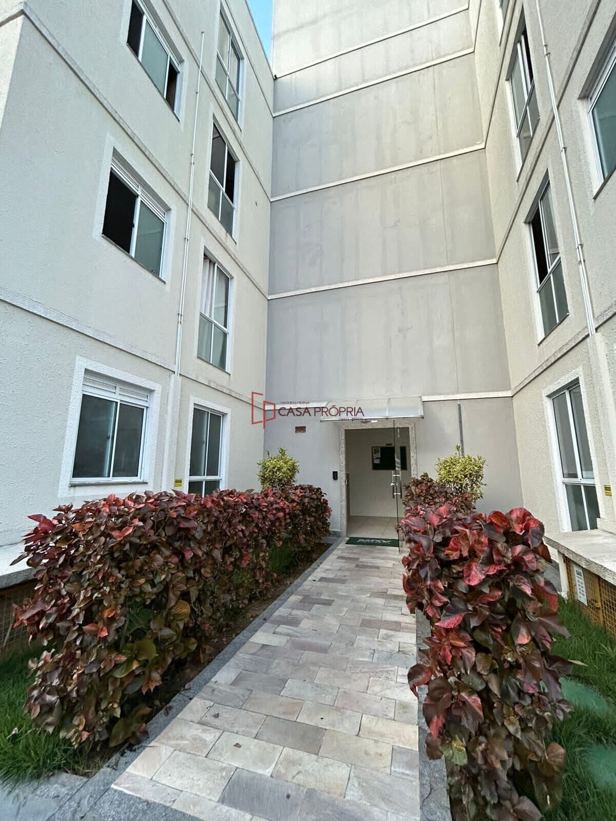 Apartamento para aluguel em Condomínio