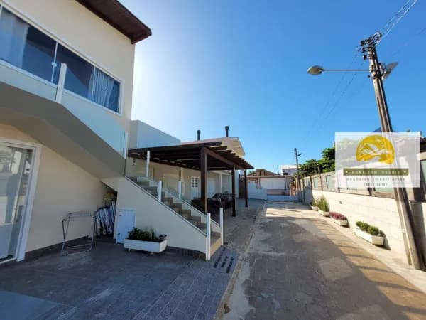 Casa em Palhoça - Balneário Ponta do Papagaio (Ens Brito)