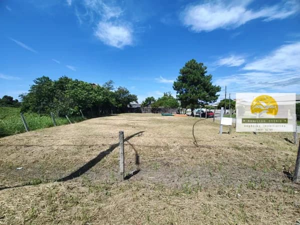 Terreno na Praia do Meio - Pinheira