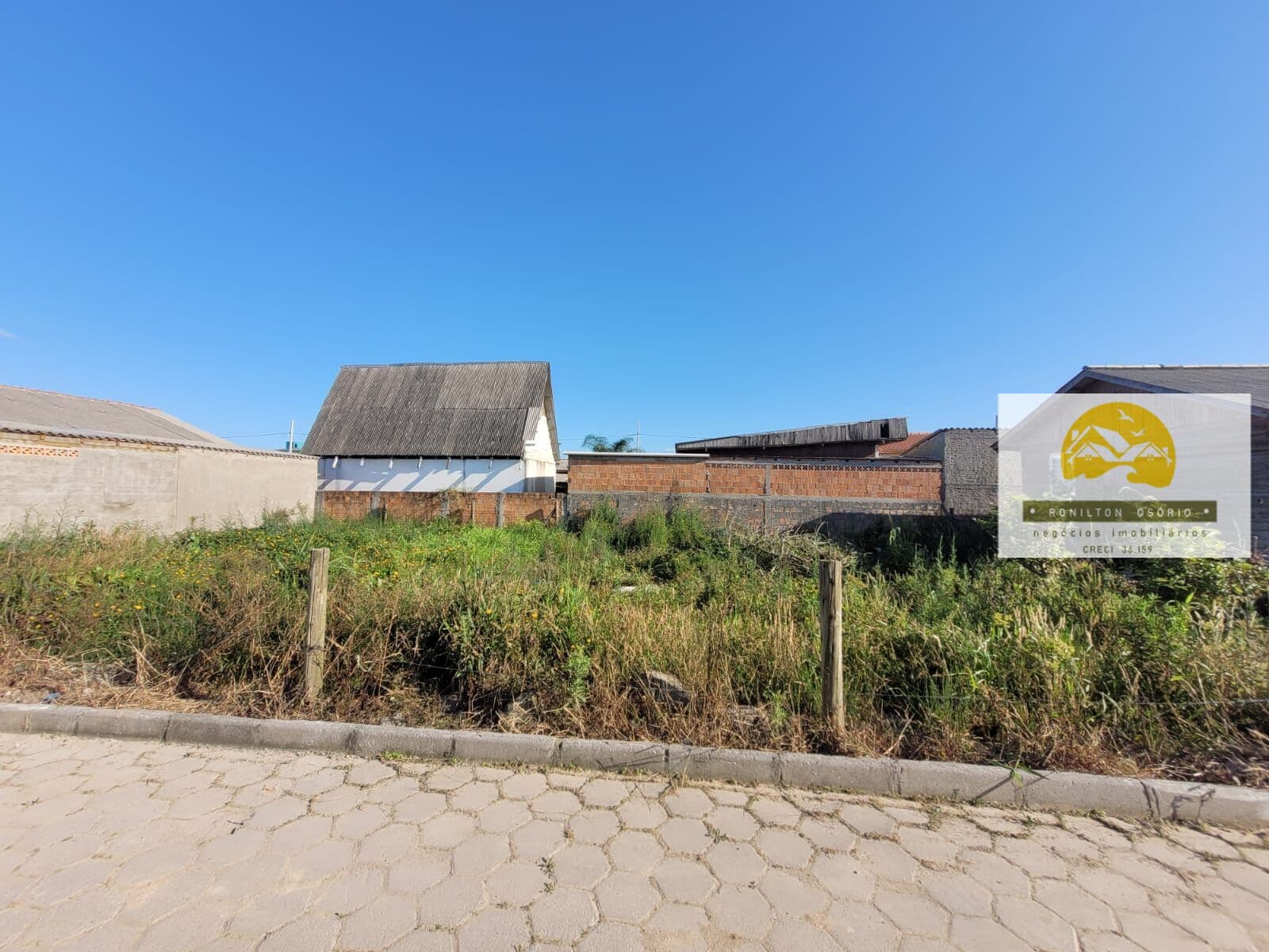 Lote/Terreno em Palhoça - Praia do Sonho (ens Brito)