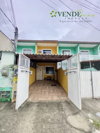 Sobrado em São Gonçalo - Coelho