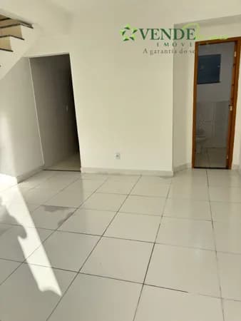 Sobrado em São Gonçalo - Laranjal