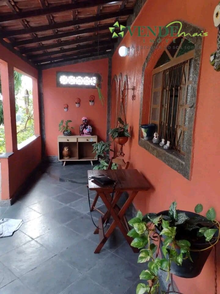 Casa a venda em Santa Catarina - São Gonçalo
