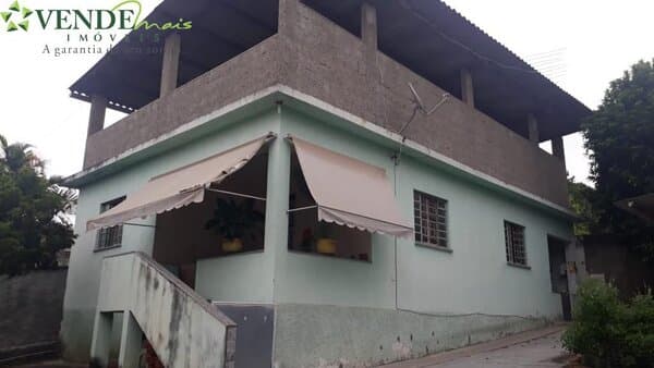 Casa Padrão para Venda em Laranjal São Gonçalo-RJ