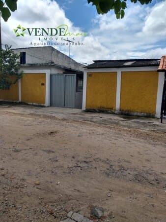 Casa Linear para Venda em Monjolo São Gonçalo-RJ