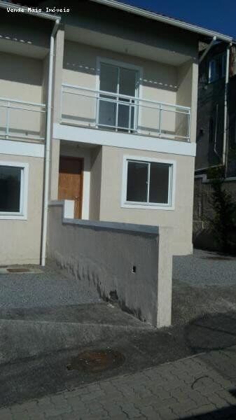 Casa Padrão para Venda em Rocha São Gonçalo-RJ