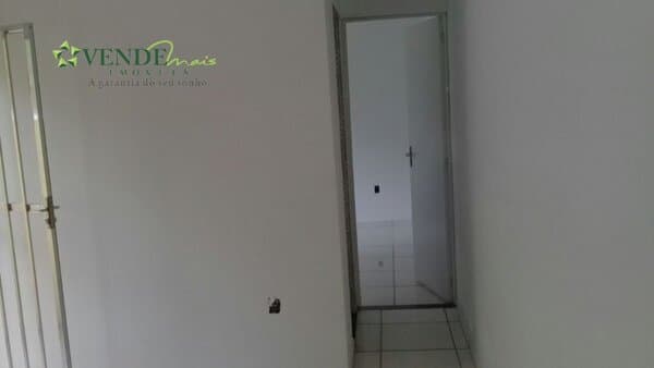 Casa Linear para Venda em Monjolo São Gonçalo-RJ