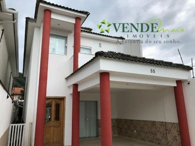 Casa em Niterói - Piratininga