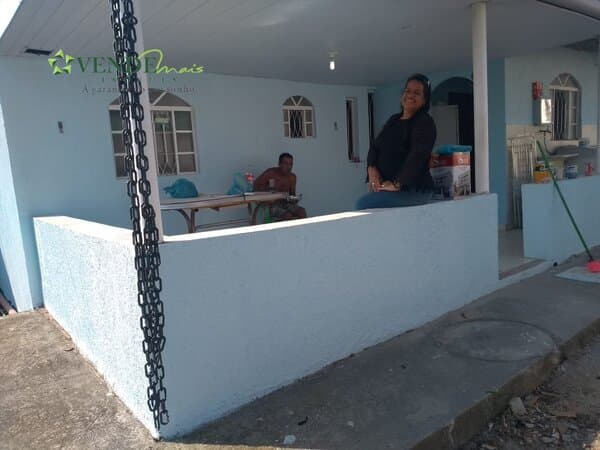 Casa Padrão para Venda em Jardim Bom Retiro São Gonçalo-RJ