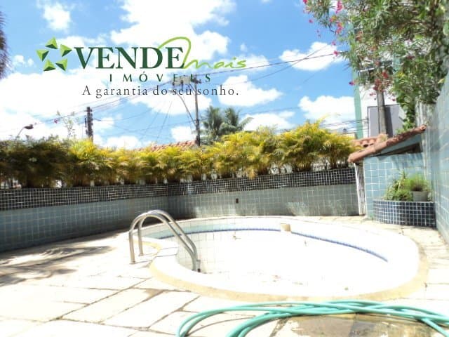 Casa Alto Padrão para Venda em Bandeirante São Gonçalo-RJ