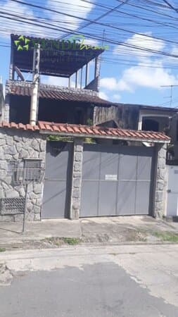 Casa Duplex para Venda em Galo Branco São Gonçalo-RJ
