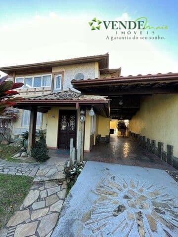 Casa em Niterói - Piratininga
