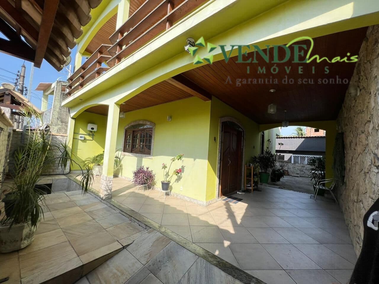 Sobrado em São Gonçalo - Porto Novo