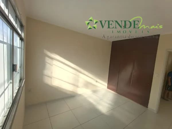 Sobrado em São Gonçalo - Barro Vermelho