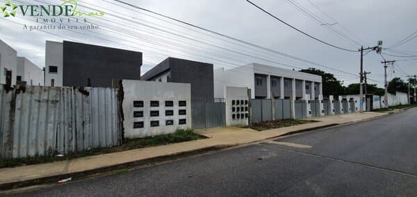 Casa Linear para Venda em Laranjal São Gonçalo-RJ