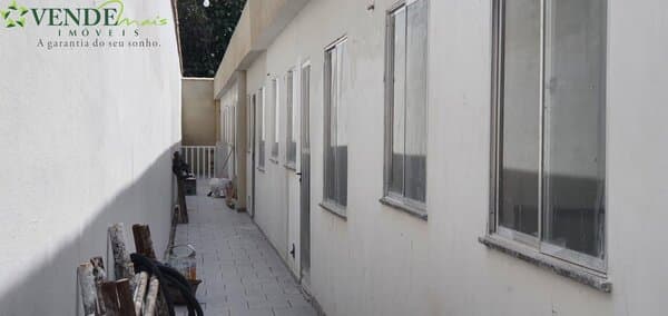 Casa Padrão para Venda em Laranjal São Gonçalo-RJ