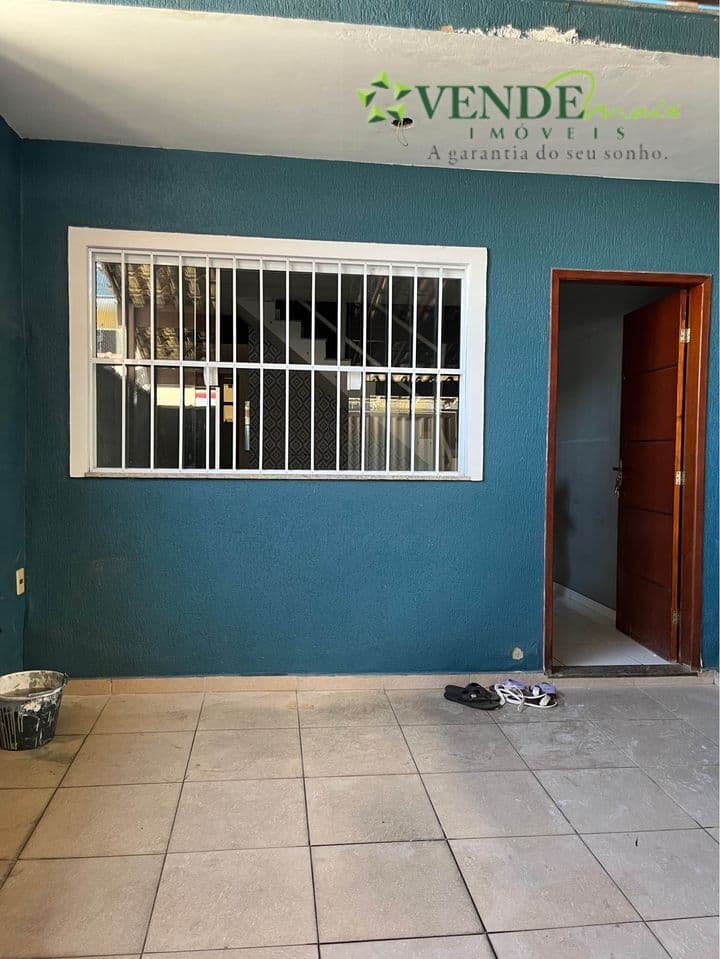 Sobrado em São Gonçalo - Trindade