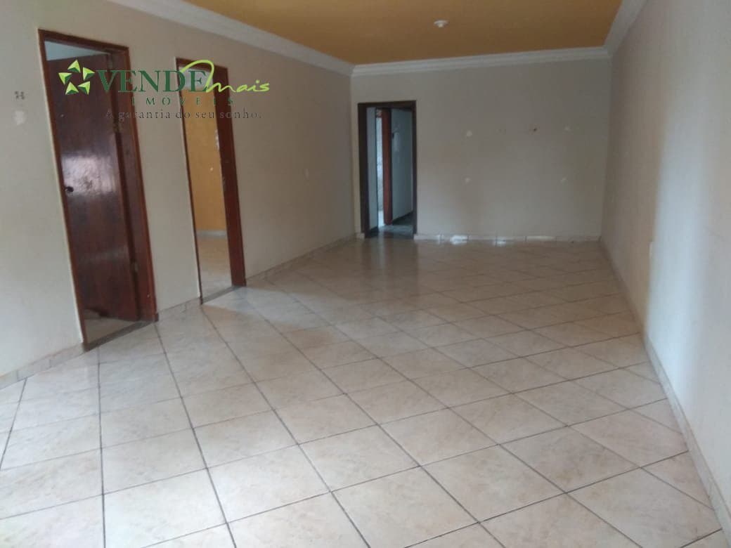 Casa Padrão para Venda em Laranjal São Gonçalo-RJ