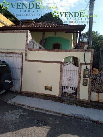 Casa Padrão para Venda em Paraíso São Gonçalo-RJ