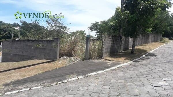 Terreno em Condomínio para Venda em Flamengo Maricá-RJ